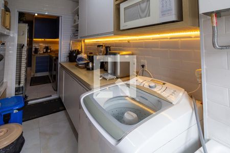 Apartamento à venda com 167m², 3 quartos e 2 vagas Apartamento à venda com 167m², 3 quartos e 2 vagasÁrea de Serviço