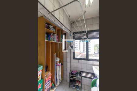 Apartamento à venda com 80m², 3 quartos e 1 vagaÁrea de Serviço