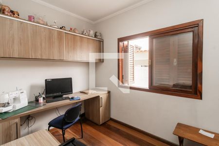 Casa à venda com 183m², 3 quartos e 3 vagasQuarto 3