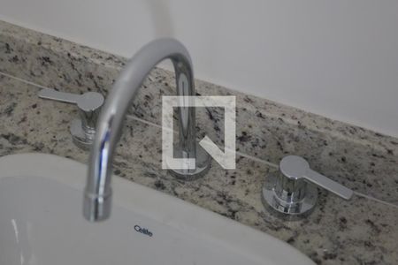 Apartamento à venda com 83m², 3 quartos e 2 vagasBanheiro social