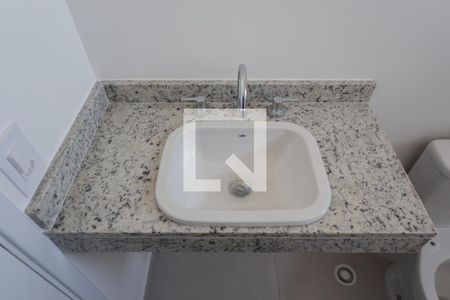 Apartamento à venda com 83m², 3 quartos e 2 vagasBanheiro da Suíte