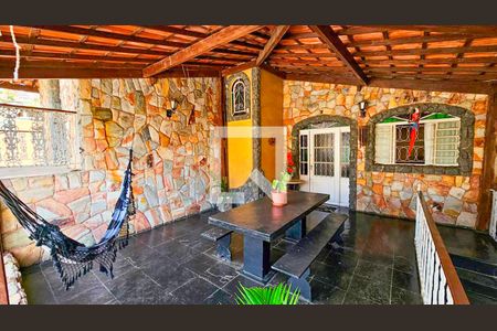 Casa à venda com 310m², 4 quartos e 2 vagasÁrea Externa