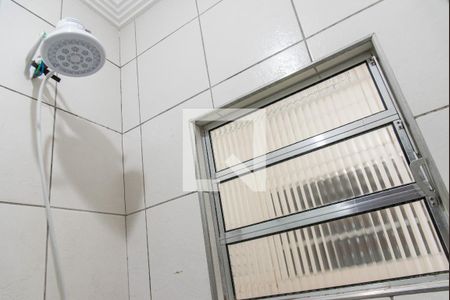 Banheiro de kitnet/studio para alugar com 1 quarto, 35m² em Liberdade, São Paulo