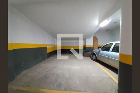Apartamento à venda com 282m², 4 quartos e 3 vagas Apartamento à venda com 282m², 4 quartos e 3 vagasGaragem