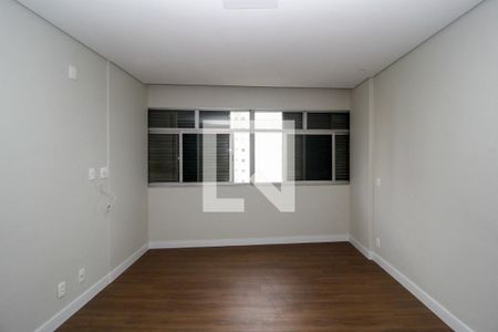 Apartamento à venda com 282m², 4 quartos e 3 vagas Apartamento à venda com 282m², 4 quartos e 3 vagasQuarto 3
