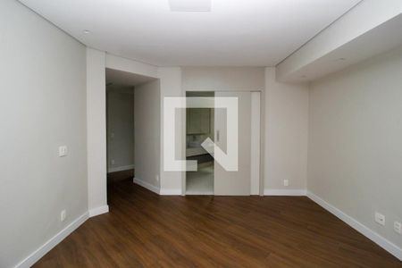 Apartamento à venda com 282m², 4 quartos e 3 vagas Apartamento à venda com 282m², 4 quartos e 3 vagasQuarto 4