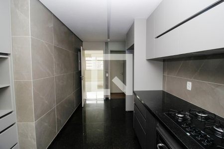 Apartamento à venda com 282m², 4 quartos e 3 vagas Apartamento à venda com 282m², 4 quartos e 3 vagasCozinha