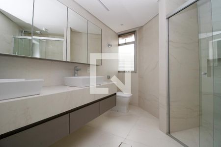 Apartamento à venda com 282m², 4 quartos e 3 vagas Apartamento à venda com 282m², 4 quartos e 3 vagasBanheiro 5