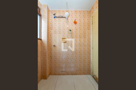 Apartamento à venda com 49m², 2 quartos e 1 vaga Apartamento à venda com 49m², 2 quartos e 1 vagaBanheiro