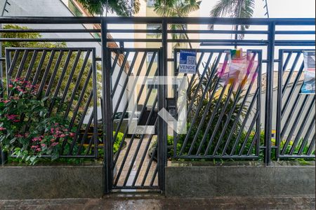 Apartamento à venda com 49m², 2 quartos e 1 vaga Apartamento à venda com 49m², 2 quartos e 1 vagaFachada