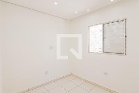 Quarto de casa para alugar com 1 quarto, 100m² em Jardim Dabril, São Paulo