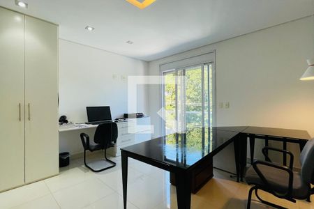 Casa à venda com 300m², 3 quartos e 5 vagasSuíte 3