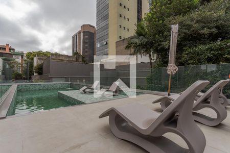 Apartamento à venda com 129m², 3 quartos e 4 vagasÁrea comum - Piscina