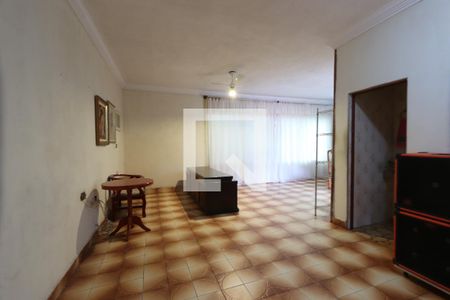 Casa à venda com 181m², 4 quartos e 2 vagasSala - Casa 2