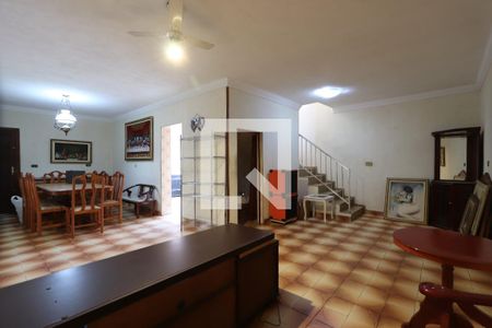 Casa à venda com 181m², 4 quartos e 2 vagasSala - Casa 2