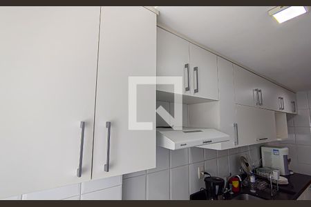 Apartamento para alugar com 70m², 2 quartos e 1 vagaÁrea de Serviço
