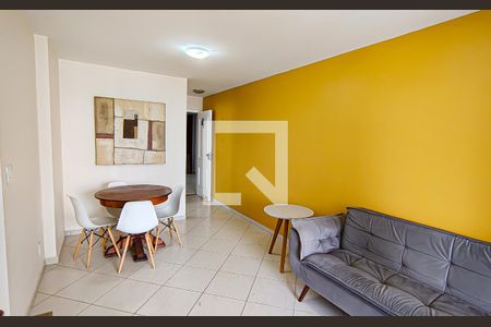 Sala de apartamento para alugar com 2 quartos, 70m² em Jacarepaguá, Rio de Janeiro