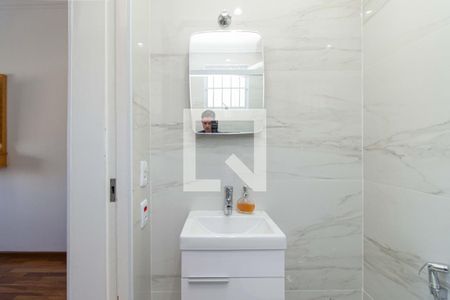 Casa à venda com 210m², 4 quartos e 3 vagas Casa à venda com 210m², 4 quartos e 3 vagasBanheiro da Suíte