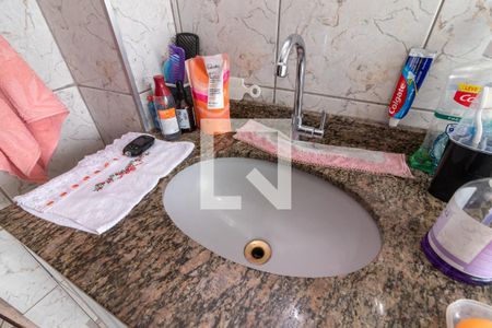 Apartamento à venda com 80m², 2 quartos e sem vagaBanheiro