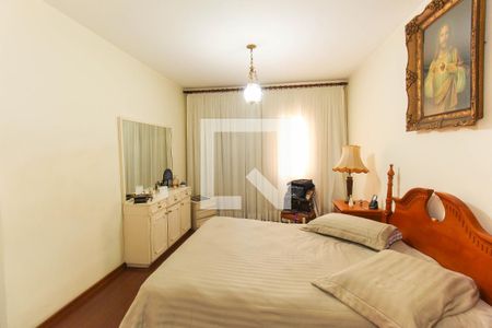 Apartamento à venda com 253m², 5 quartos e 3 vagasQuarto 4 - Suíte