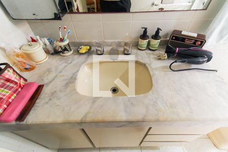 Apartamento à venda com 253m², 5 quartos e 3 vagasBanheiro da Suíte 4