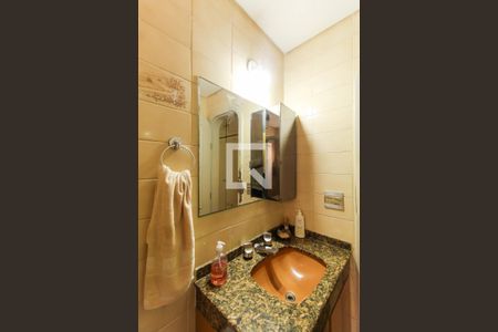 Apartamento à venda com 253m², 5 quartos e 3 vagasBanheiro da Suíte 3