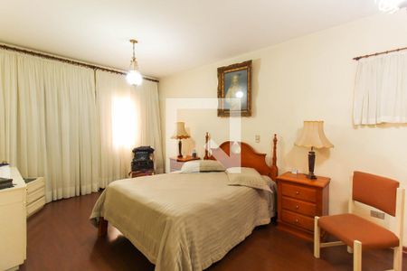 Apartamento à venda com 253m², 5 quartos e 3 vagasQuarto 4 - Suíte