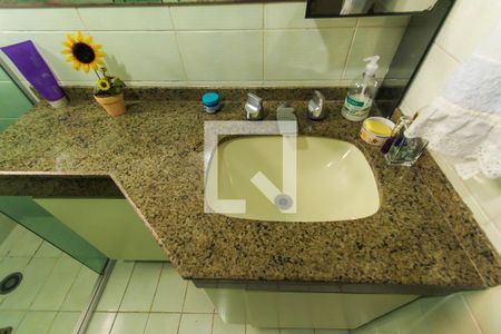 Apartamento à venda com 253m², 5 quartos e 3 vagasBanheiro da Suíte 2