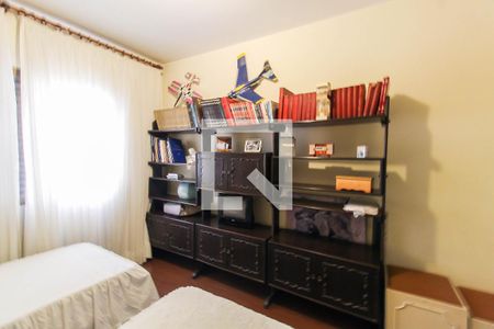 Apartamento à venda com 253m², 5 quartos e 3 vagasQuarto 2 - Suíte