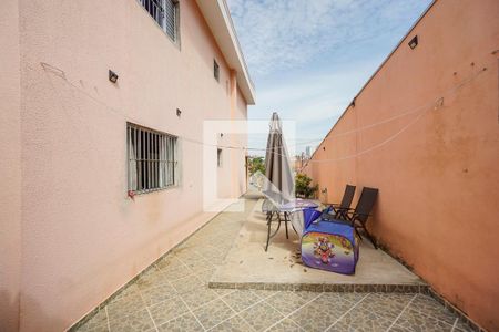 Casa à venda com 224m², 3 quartos e 5 vagasQuintal