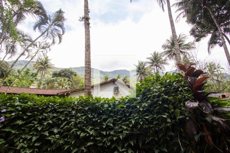 Casa à venda com 320m², 4 quartos e 2 vagasQuarto 4