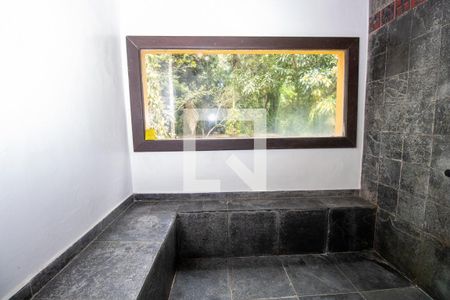 Casa à venda com 320m², 4 quartos e 2 vagasBanheiro quarto 1