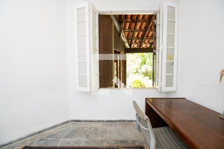 Casa à venda com 320m², 4 quartos e 2 vagasQuarto 2