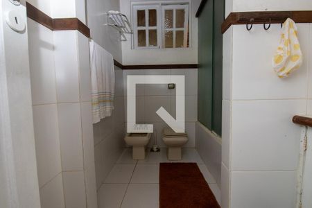 Casa à venda com 320m², 4 quartos e 2 vagasBanheiro Social