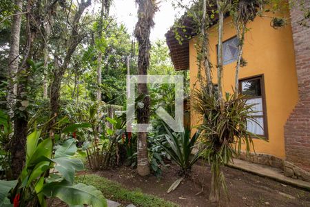 Casa à venda com 320m², 4 quartos e 2 vagasÁrea externa