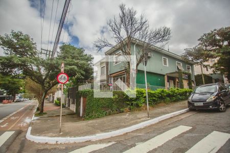 Casa para alugar com 145m², 3 quartos e 2 vagasFachada