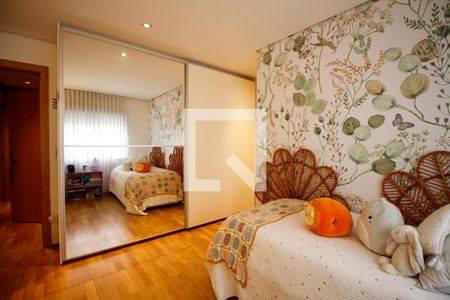 Casa à venda com 450m², 3 quartos e 3 vagas Casa à venda com 450m², 3 quartos e 3 vagasSuíte 1