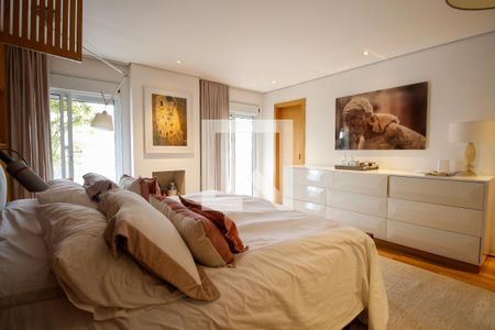 Casa à venda com 450m², 3 quartos e 3 vagas Casa à venda com 450m², 3 quartos e 3 vagasSuíte 3