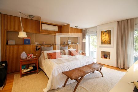 Casa à venda com 450m², 3 quartos e 3 vagas Casa à venda com 450m², 3 quartos e 3 vagasSuíte 3