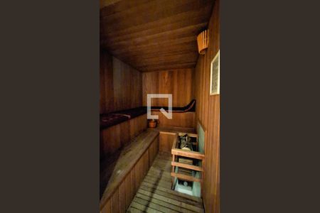 Casa à venda com 450m², 3 quartos e 3 vagas Casa à venda com 450m², 3 quartos e 3 vagasSauna