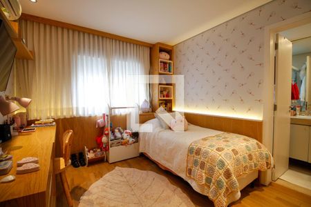 Casa à venda com 450m², 3 quartos e 3 vagas Casa à venda com 450m², 3 quartos e 3 vagasSuíte 2