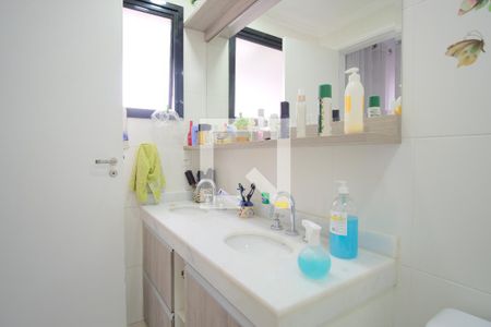 Apartamento à venda com 210m², 3 quartos e 2 vagasBanheiro da Suíte