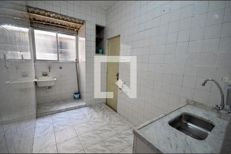 Apartamento à venda com 56m², 2 quartos e sem vagaCozinha