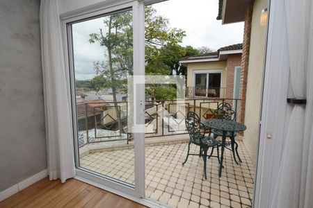 Casa de condomínio à venda com 300m², 4 quartos e 4 vagasVaranda da Suíte 1