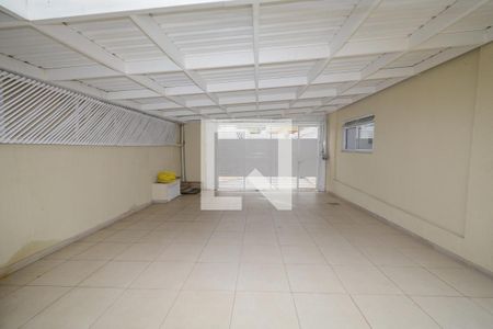 Casa de condomínio à venda com 300m², 4 quartos e 4 vagasGaragem