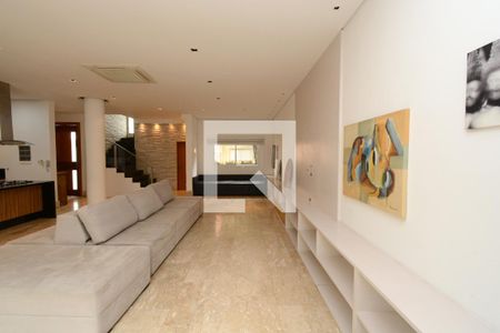 Sala de casa de condomínio à venda com 4 quartos, 300m² em Vila Nova Caledonia, São Paulo