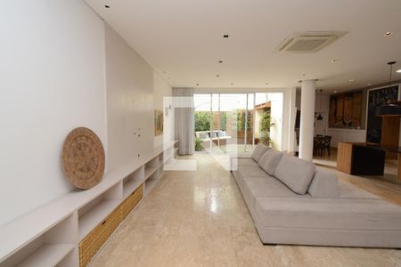 Sala de casa de condomínio à venda com 4 quartos, 300m² em Vila Nova Caledonia, São Paulo