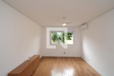 Casa de condomínio à venda com 300m², 4 quartos e 4 vagasSuíte 4