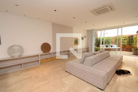 Sala de casa de condomínio à venda com 4 quartos, 300m² em Vila Nova Caledonia, São Paulo