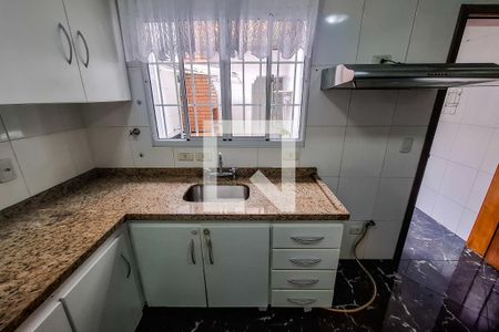 Casa à venda com 100m², 2 quartos e 1 vaga Casa à venda com 100m², 2 quartos e 1 vagaCozinha